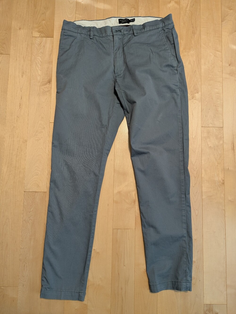 Club Monaco Slate Gray Chinos 33/32